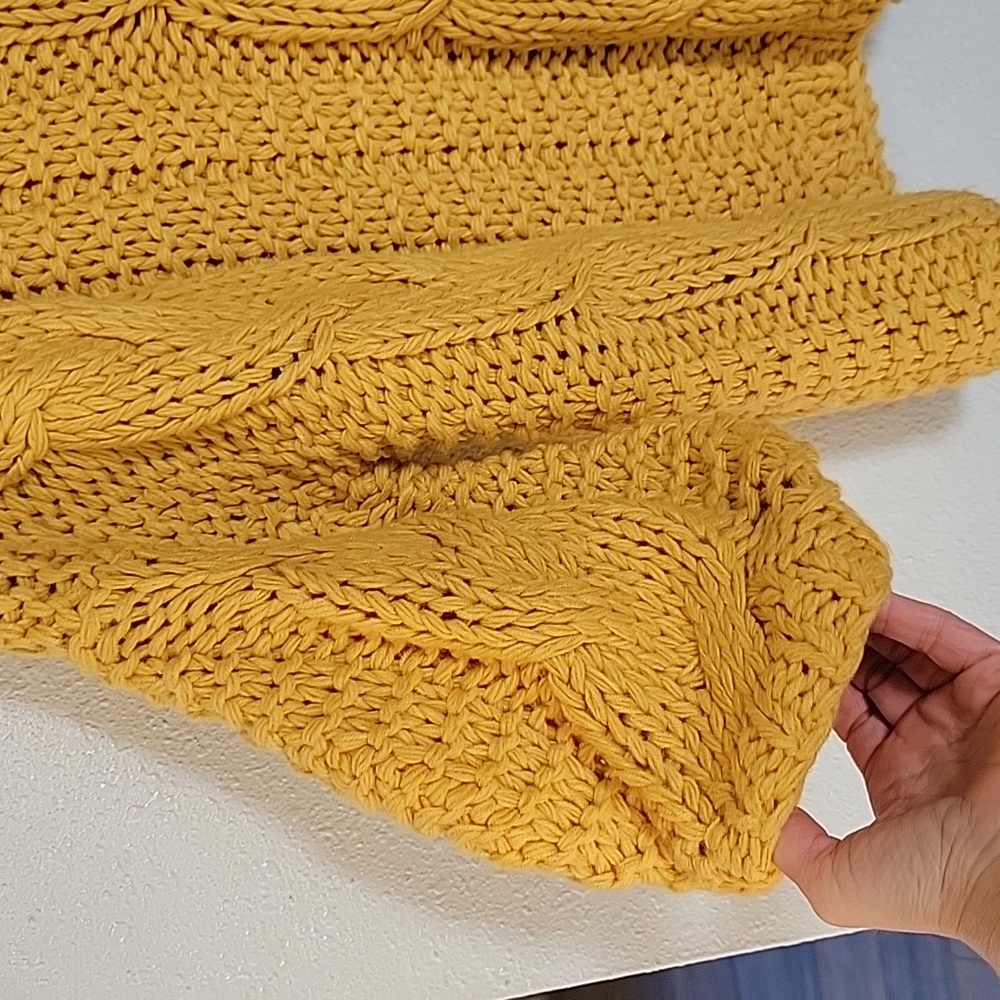 POL Mustard Yellow Cable Knit Sweater - Picture 4 of 4